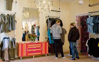 Shakes’n’Shirts – Café, Innenansicht